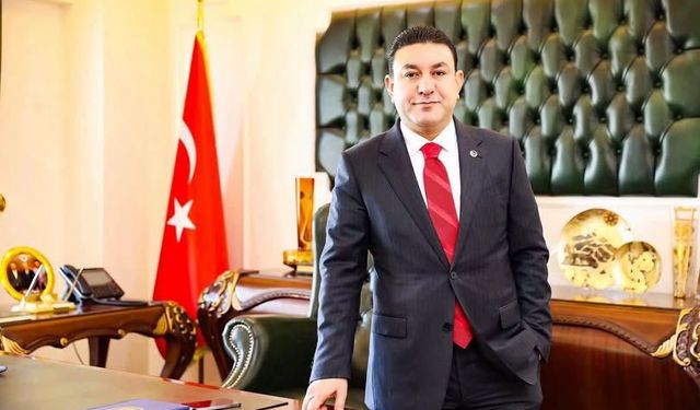 Genel Merkez'den Mahmut Özyavuz’a Telefon! "Spekülasyonlara Takılma"