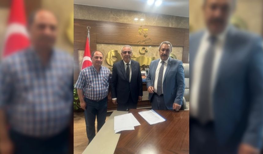 Doğu ve Güneydoğu Bölgesel UPAK şirketi,Mezopotamya UPAK A.Ş Genel Müdürü Mehmet Demir Başkan Kaya'yı ziyaret etti.