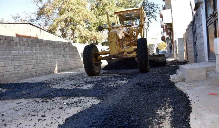 Siverek Belediyesi Üst Yapı Çalışmalarını Aralıksız Sürdürüyor