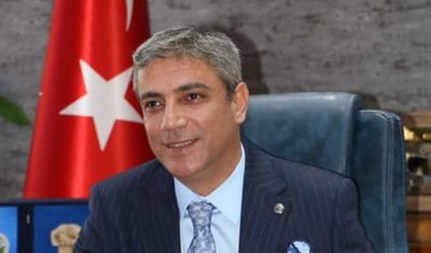 Oktay " 1 Mayıs Emek ve Dayanışma Gününü Kutluyorum…"