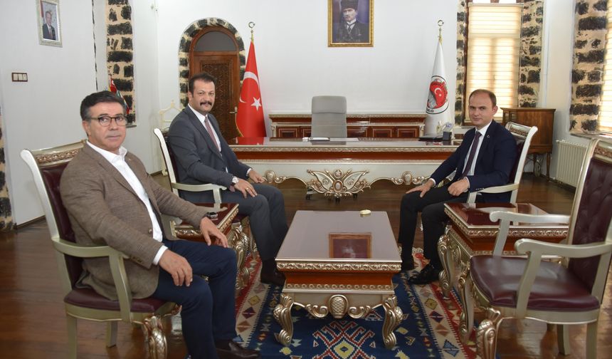 Başkan Bucak'tan göreve başlayan Kaymakam Sak'a ziyaret