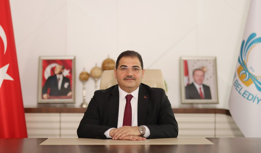 Başkan Canpolat "Milletimizin 30 Ağustos Zafer Bayramı kutlu olsun.”