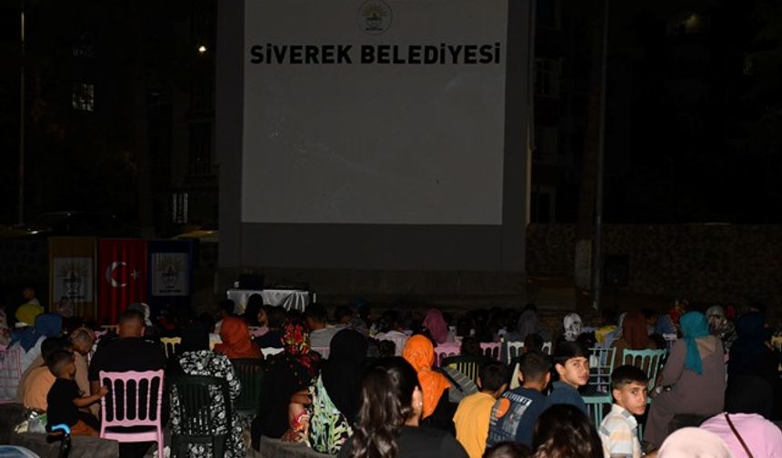 Siverek'te açık hava sineması etkinlikleri sürüyor