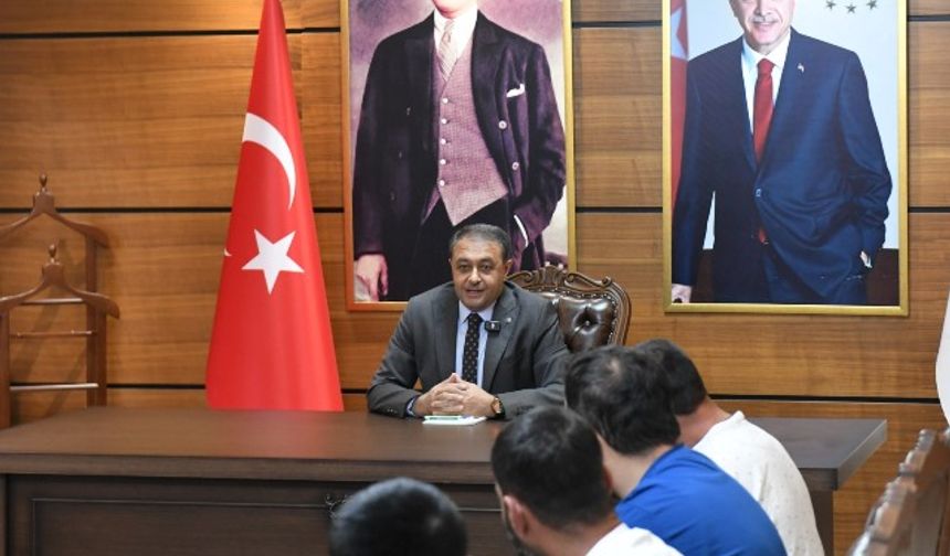 UMUDA AÇILAN KAPIDAN GİRENLER VALİ ŞILDAK’LA GÖRÜŞTÜ