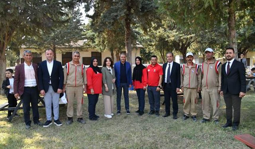 ÇOCUKLAR İÇİN “ATLA TERAPİ ETKİNLİĞİ” DÜZENLENDİ