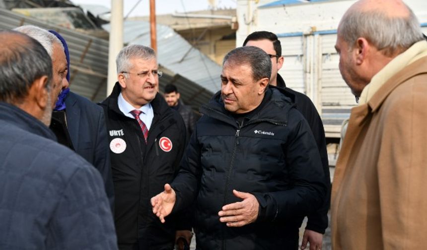 VALİ ŞILDAK’TAN ESNAFA GEÇMİŞ OLSUN ZİYARETİ