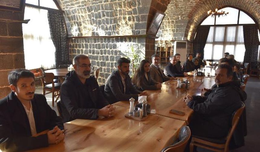 Başkan Bucak gazetecilerle bir araya geldi