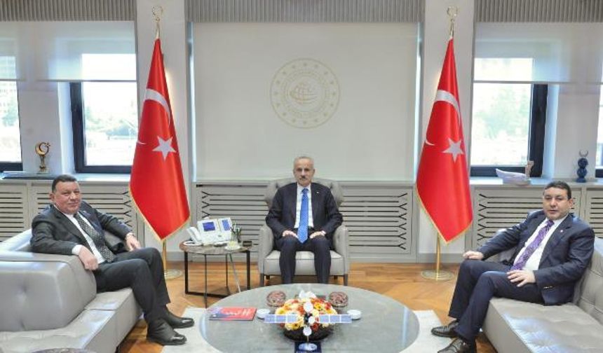 BAŞKAN ÖZYAVUZ MÜJDEYİ ANKARA'DAN VERDİ: HARRAN YOLU DUBLE YOL OLACAK