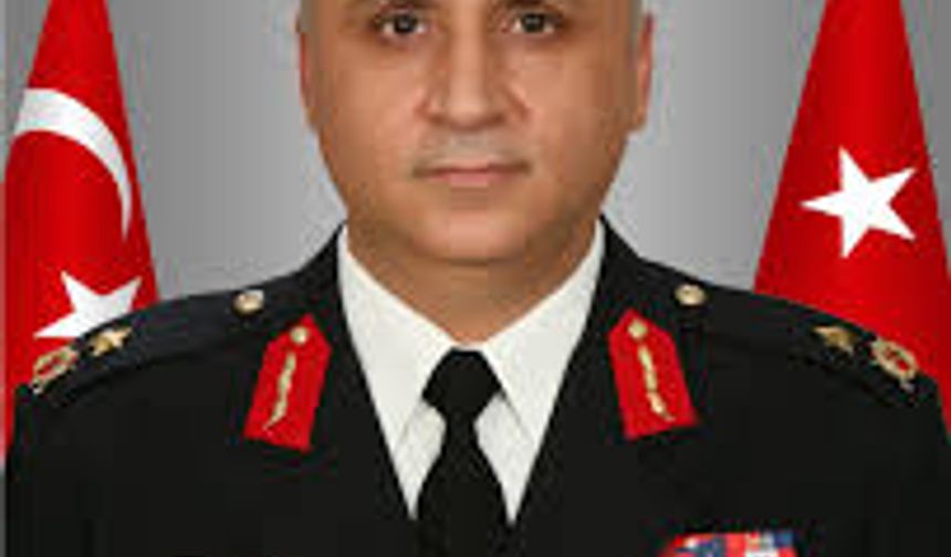 Tumgenaral Düz "yeni umutlarla yeni bir yılı karşılamanın mutluluğunu yaşamaktayız"