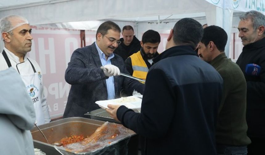 HALİLİYE BELEDİYESİ’NDEN MANEVİYAT DOLU RAMAZAN AKŞAMI