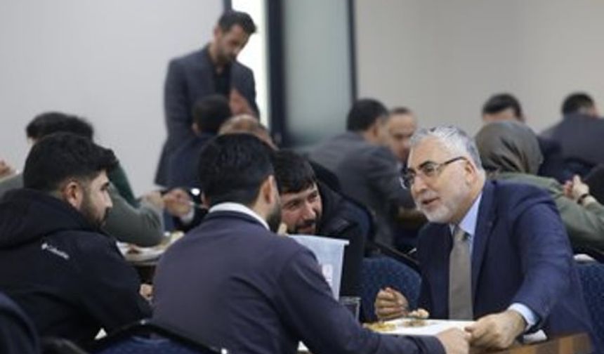 Bakan Işıkhan "Emekçi kardeşlerimizin alın teri; güçlü Türkiye’nin temel taşıdır."