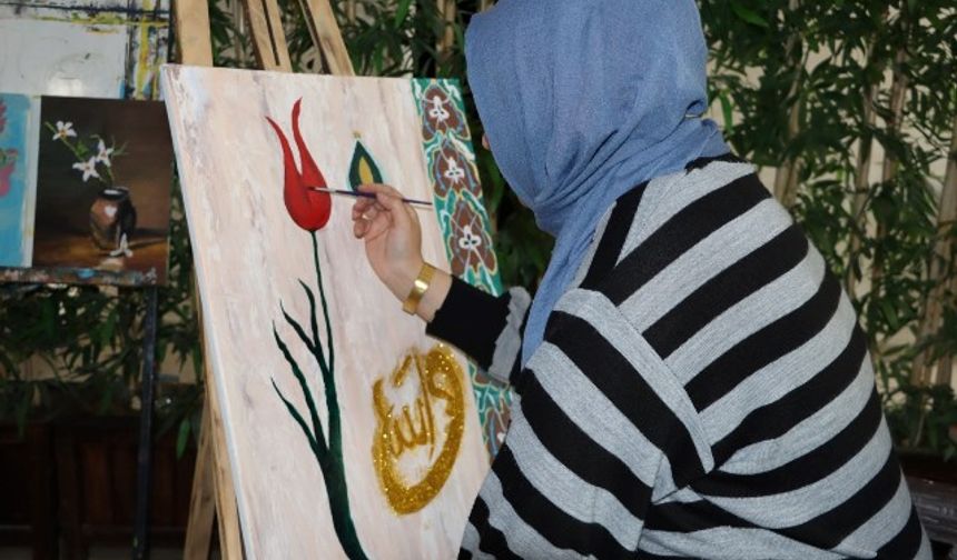 KARAMEK RESİM KURSUYLA YETENEKLER KEŞFEDİLİYOR