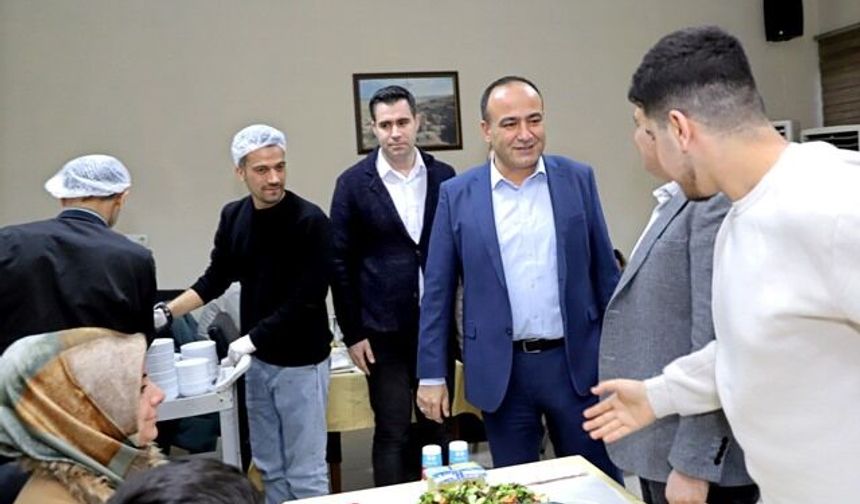 İl Sağlık Müdürü Berk, Sağlık Çalışanlarıyla İftar Programında Buluştu