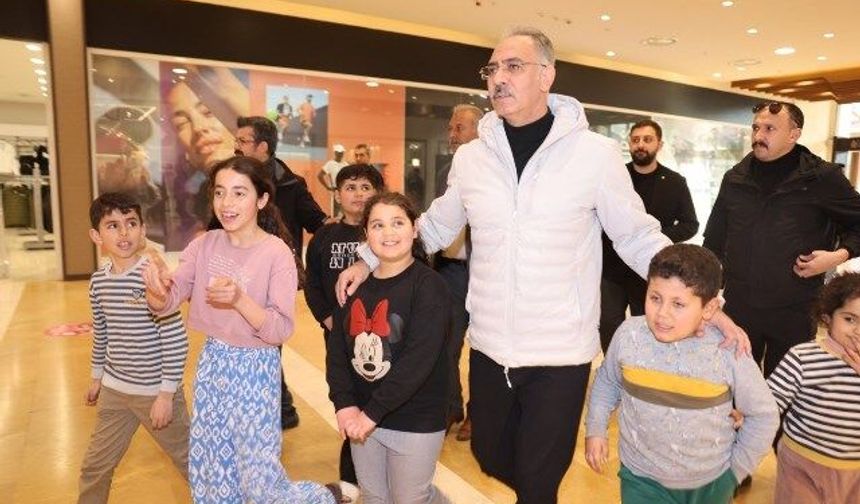 BU MUTLULUK GÖRÜLMEYE DEĞER