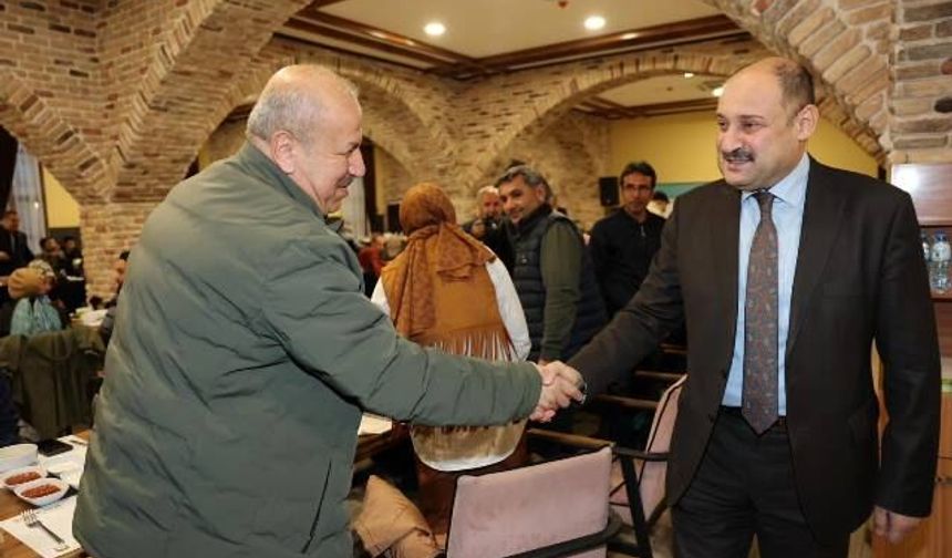 Başkan Gülpınar medya temsilcileriyle bir araya geldi.