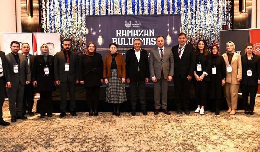 Gönüllere Dokunan Vali: Ramazan’da Devlet-Millet Aynı Sofrada