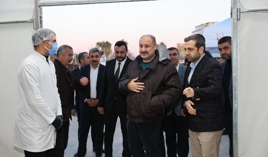 BAŞKAN GÜLPINAR, İFTAR ÇADIRINDA VATANDAŞLARLA BULUŞTU