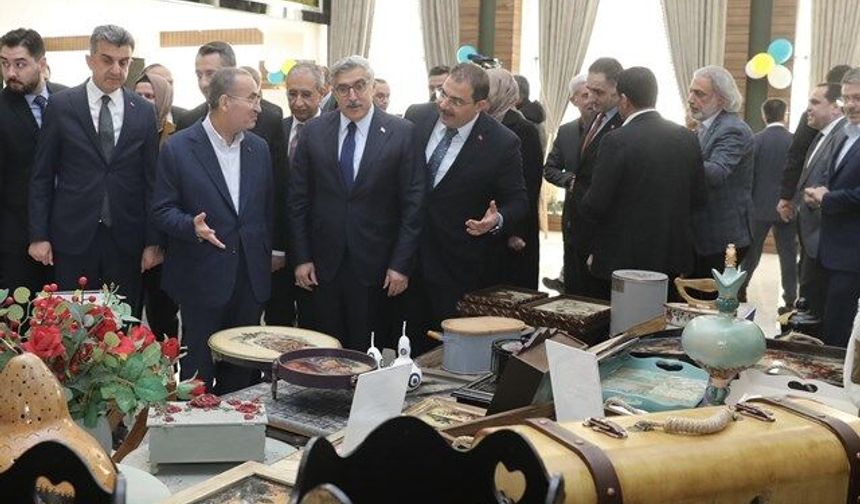 HALİLİYE’DE 8 MART’A ÖZEL EL EMEĞİ SERGİSİ AÇILDI