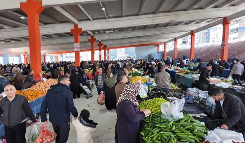 KARAKÖPRÜ'YE BİR MODERN SEMT PAZARI DAHA KAZANDIRILDI