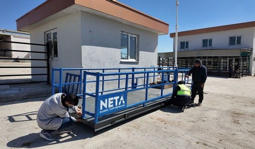 ŞANLIURFA CANLI HAYVAN BORSASI’NA ELEKTRONİK BASKÜL KURULDU
