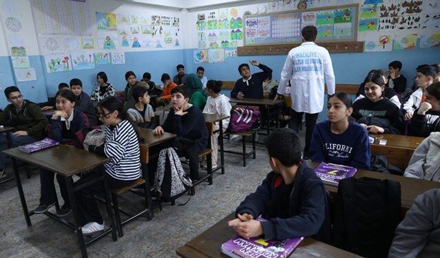 HALİLİYE’DE ÖĞRENCİLERE SAĞLIKLI GELECEK İÇİN EĞİTİM