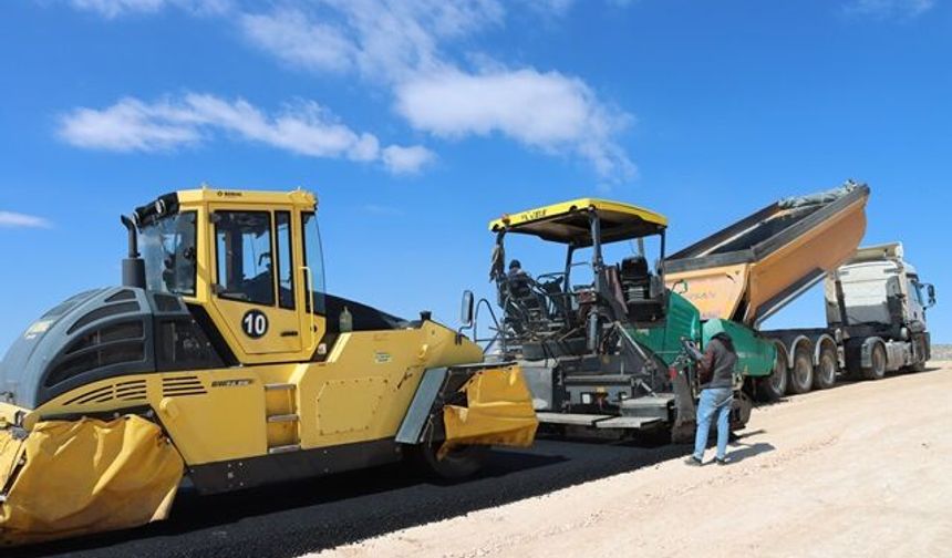 ŞANLIURFA’DA MODERN GRUP YOLUNDA ASFALT ÇALIŞMALARI TAMAMLANDI
