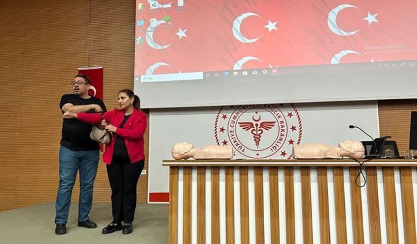 Haliliye Ağız ve Diş Sağlığı Hastanesi Personeline İlk Yardım Eğitimi