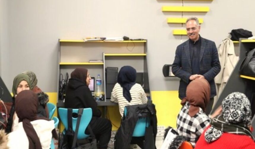 BAŞKAN KUŞ: GENÇLİĞİN ÖNEMİ BİZİM İÇİN APAYRI