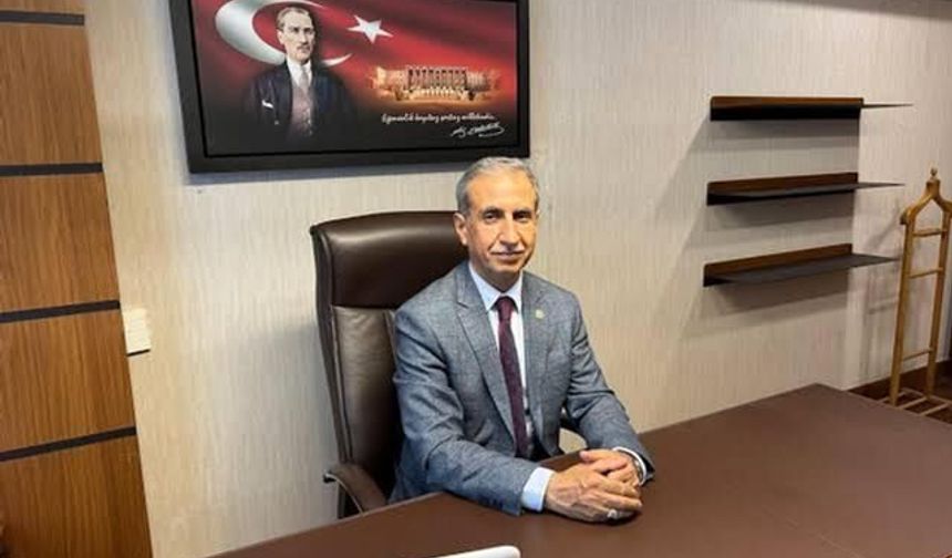Dusak " kıymetli hemşehrilerime esenlikler diliyorum. Kurban Bayramımız mübarek olsun.”
