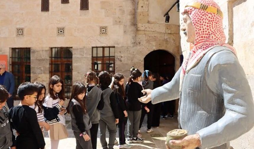 MİNİKLER KENT MÜZESİ’NDE TARİH VE SANATLA BULUŞTU