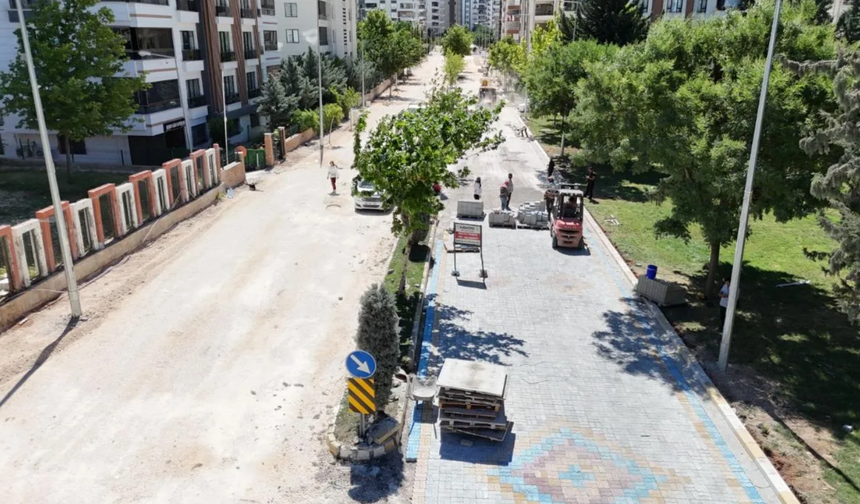 Karaköprü Belediyesi'nden Atakent Mahallesi'nde Prestij Sokak Çalışması