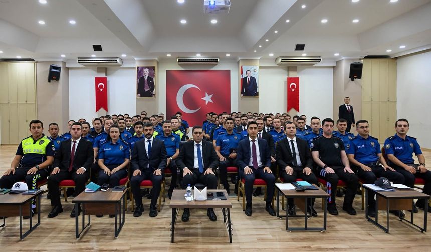 Şanlıurfa Emniyeti’nde yeni görev heyecanı: Rütbeli personele “hoş geldiniz” toplantısı