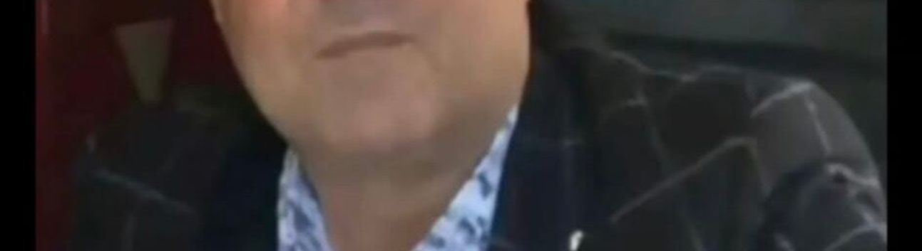 Hayırsever İş İnsanı Mahmut Akbaş'tan Kur'an Kursu Öğrencilerine Yemek İkramı