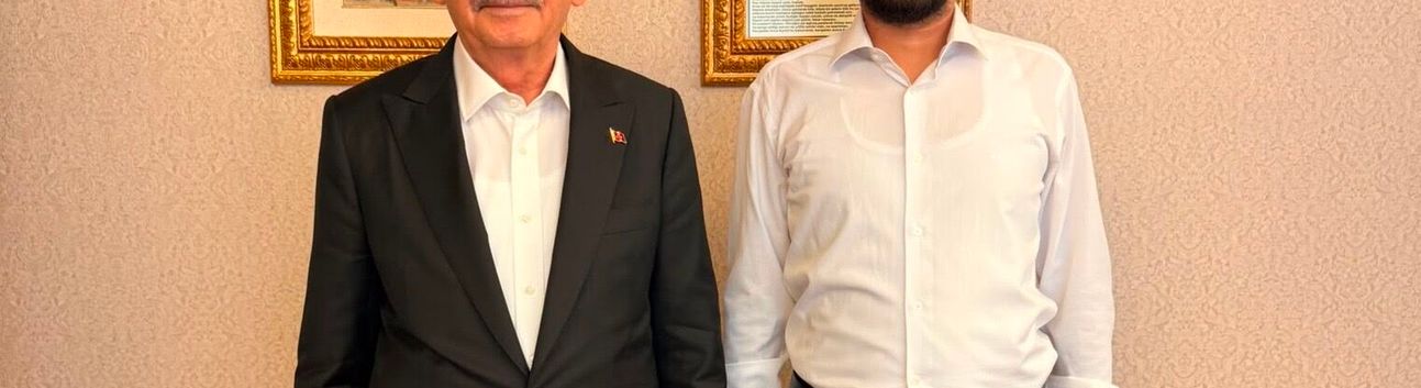 Aziz Savaş, Kemal Kılıçdaroğlu ile CHP Genel Merkezi'nde Bir Araya Geldi