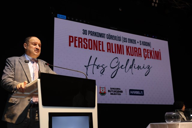 Thumbnail Büyükşehi̇r’de 30 Şansli İsi̇m, Noter Huzurunda Kura İle Beli̇rlendi̇ (2)