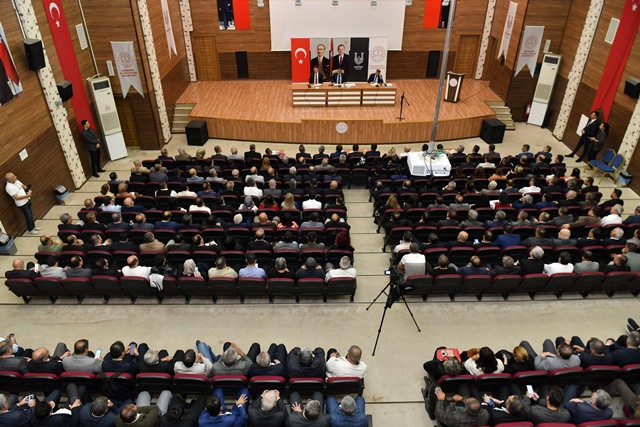 6772C1B5 113E 4864 Ab08 19152A14305B