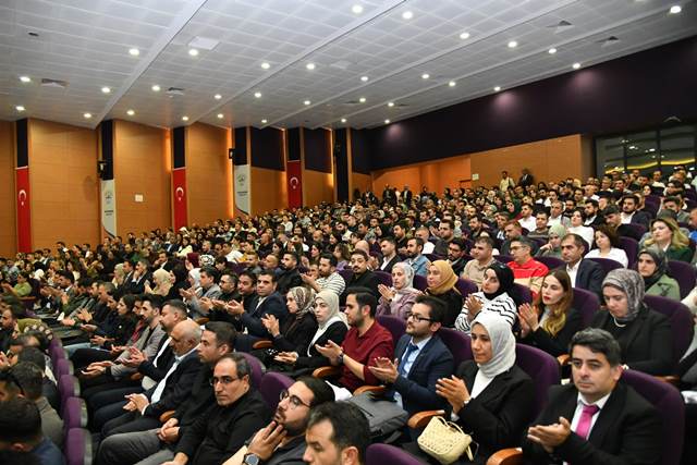 12Af8C44 58C6 4D7B Bdfd 9E6A8Cf90C8C