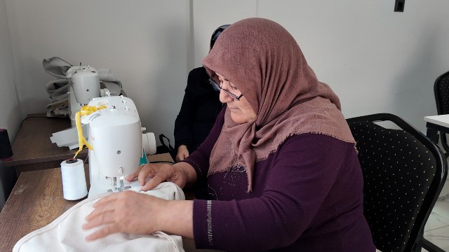 20251107105540 33427 37101