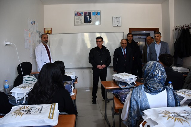 2901Dc65 A1E4 41A7 Bebc 7B4789403286