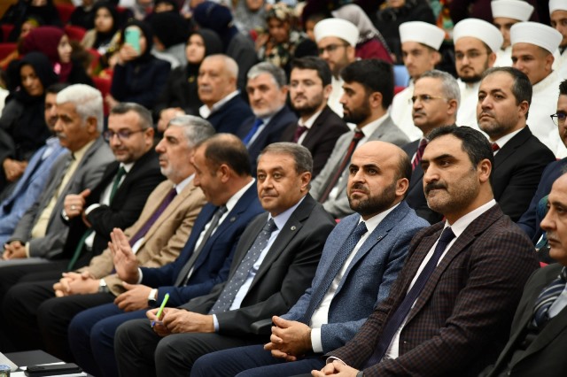 D2F781Ae C1F9 4310 A772 32Db38C4Aefe