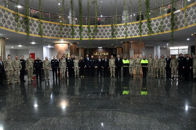 16 2025 Y I L I M E R C E K A L T I N A A L I N D I 2