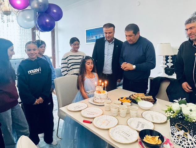 533B00D9 4811 47De 97A3 0Cc36305714E