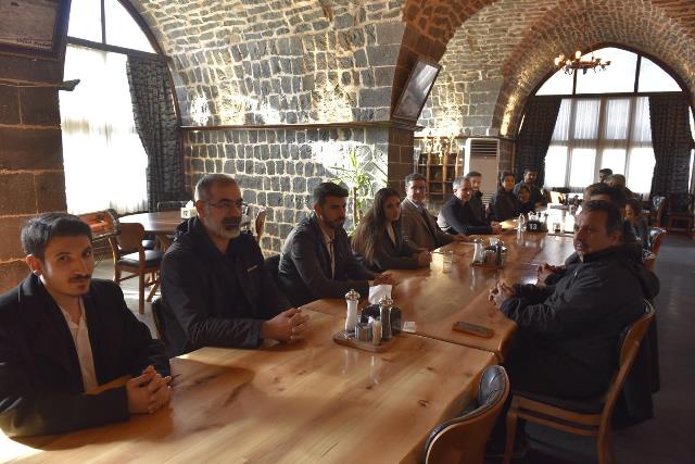 568B7197 6713 4F9D A27F B0E8D5C9B8Ba