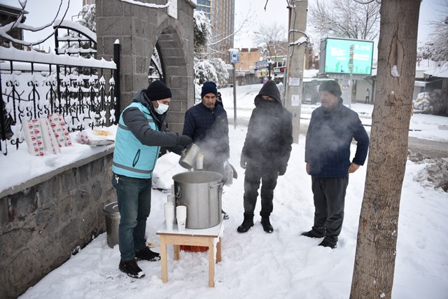 B2F89Cba 49F7 4450 9450 Ca1B20735951