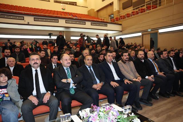 Başkan Gülpinar “Doğrudan İsti̇hdam Deği̇l, Hakkani̇yetli̇ Eleme Yapiyoruz” (3) Kopya