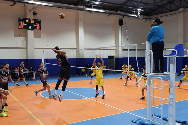 Şanliurfa Büyükşehi̇r Beledi̇yesi̇ Voleybolda İl Şampi̇yonu (4)