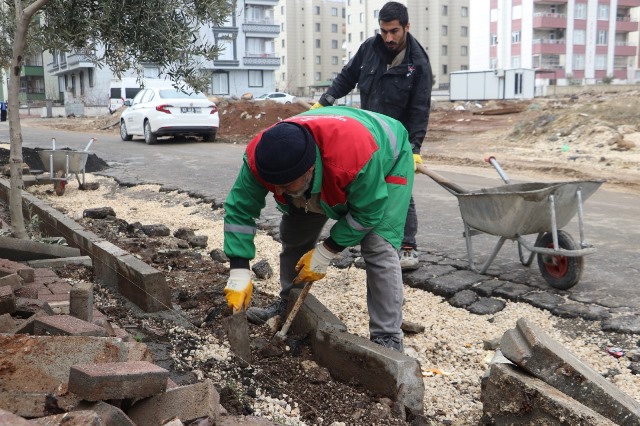 2418Aada 8171 45F9 A2Cb B57D5Da0E5E7