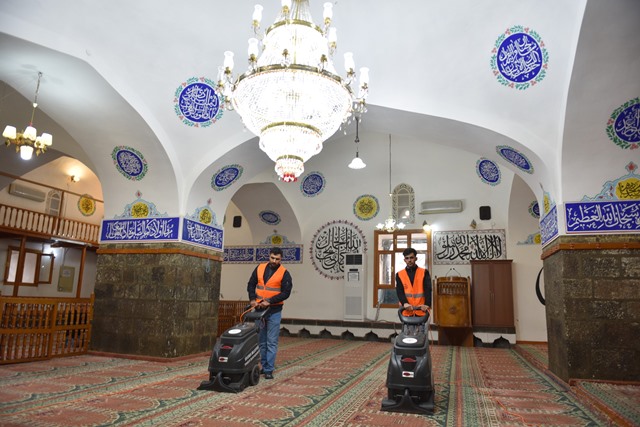 2C86576B F414 4564 895B 2Ec0Df24994F