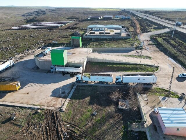 Büyükşehi̇r İle Si̇verek’te 40 Yillik Vahşi̇ Depolama Tari̇he Karişti (3)