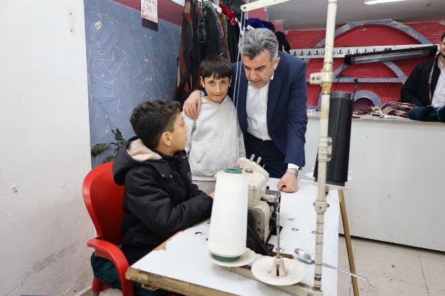 D28F135B 2B29 4851 B539 83A088852500